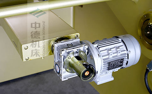 ZDS-1032后檔料減速電機(jī)，質(zhì)量好，模擬運(yùn)算定位速度快.jpg